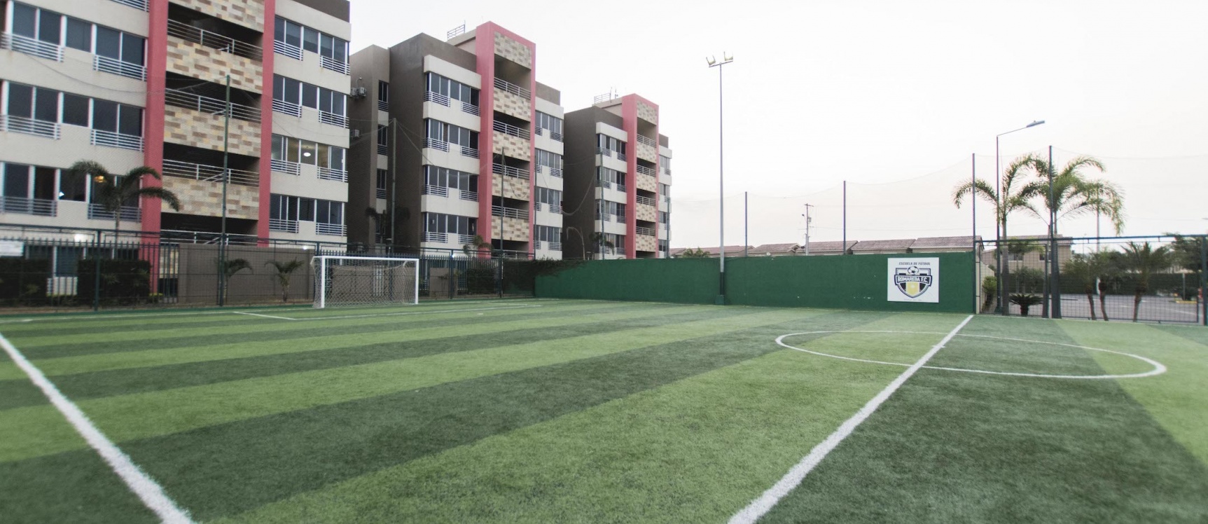 Casa amoblada en alquiler ubicada en Urbanización La Romareda GeoBienes - Casa amoblada en alquiler ubicada en Urbanización La Romareda - Plusvalia Guayaquil Casas de venta y alquiler Inmobiliaria Ecuador