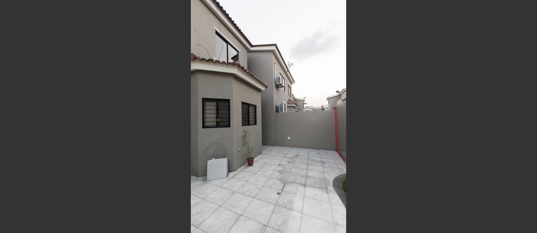 Casa amoblada en alquiler ubicada en Urbanización La Romareda GeoBienes - Casa amoblada en alquiler ubicada en Urbanización La Romareda - Plusvalia Guayaquil Casas de venta y alquiler Inmobiliaria Ecuador