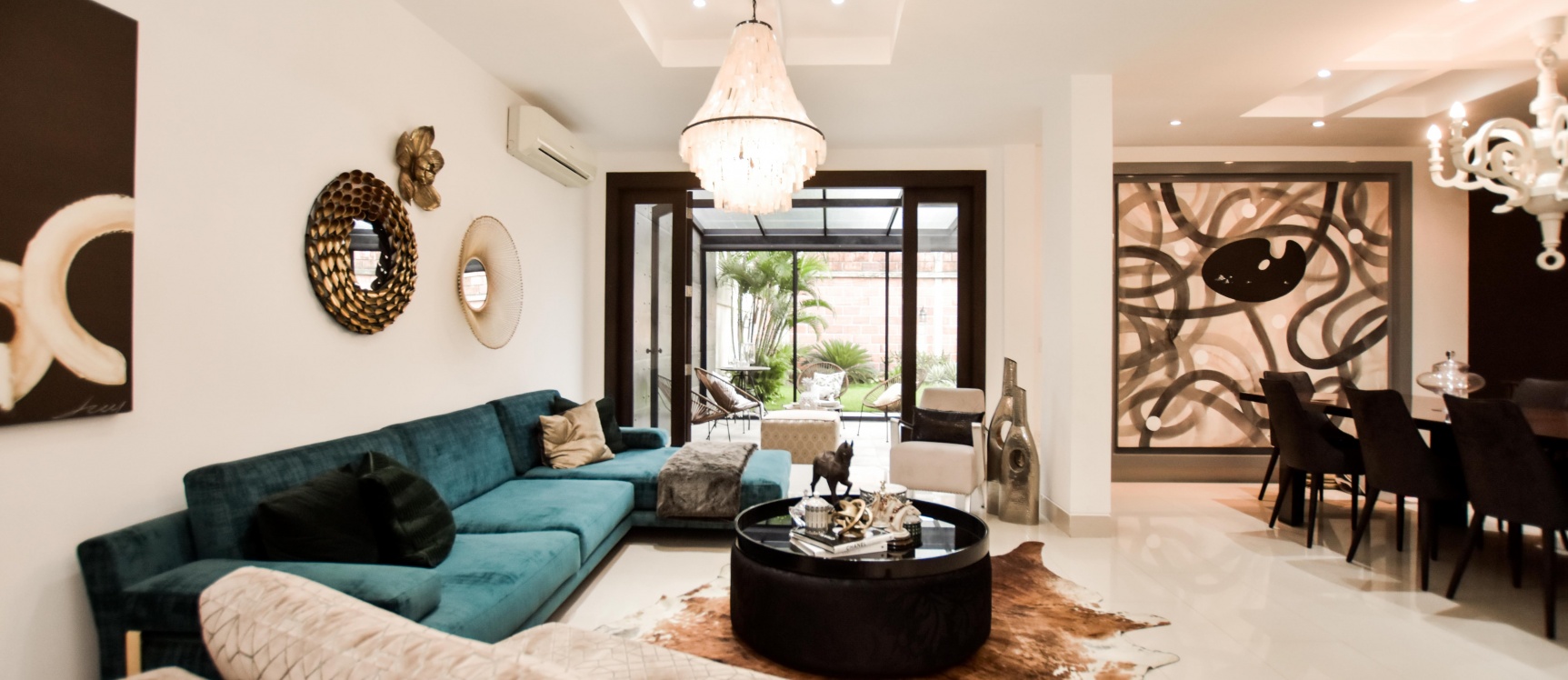 Casa amoblada en venta ubicada en Entre Lagos, Samborondón GeoBienes - Casa en venta Via Samborondon - Entre Lagos - Plusvalia Guayaquil Casas de venta y alquiler Inmobiliaria Ecuador