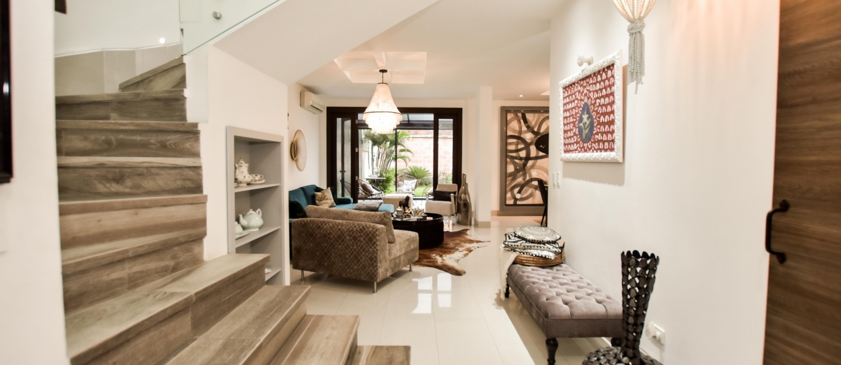 Casa amoblada en venta ubicada en Entre Lagos, Samborondón GeoBienes - Casa en venta Via Samborondon - Entre Lagos - Plusvalia Guayaquil Casas de venta y alquiler Inmobiliaria Ecuador