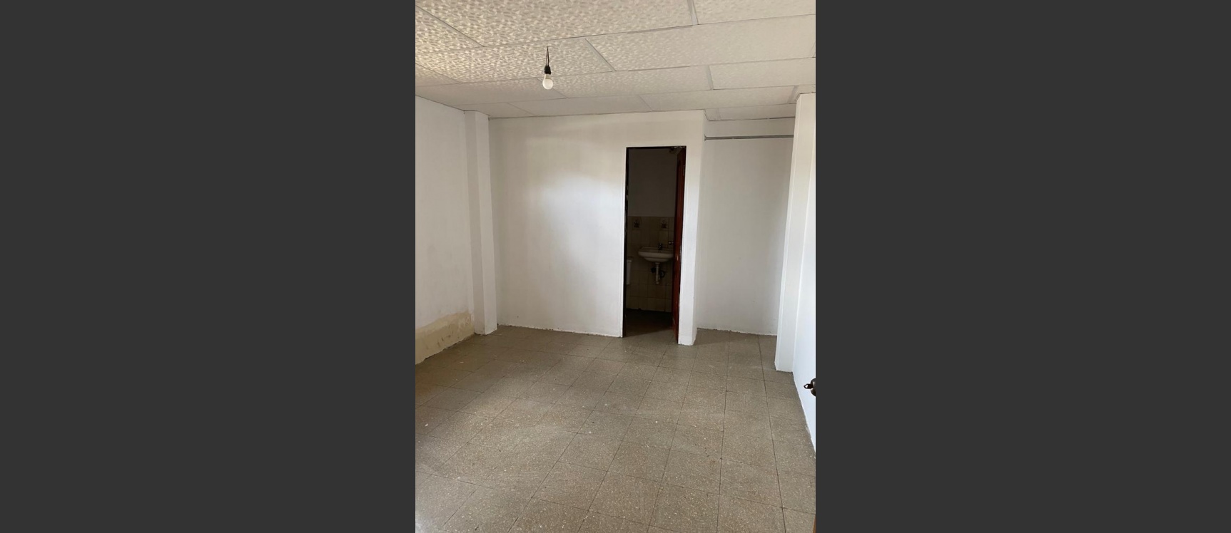 Casa bodega en venta ubicado en la Alborada, 9na Etapa GeoBienes - Casa bodega en venta ubicado en la Alborada, 9na Etapa - Plusvalia Guayaquil Casas de venta y alquiler Inmobiliaria Ecuador