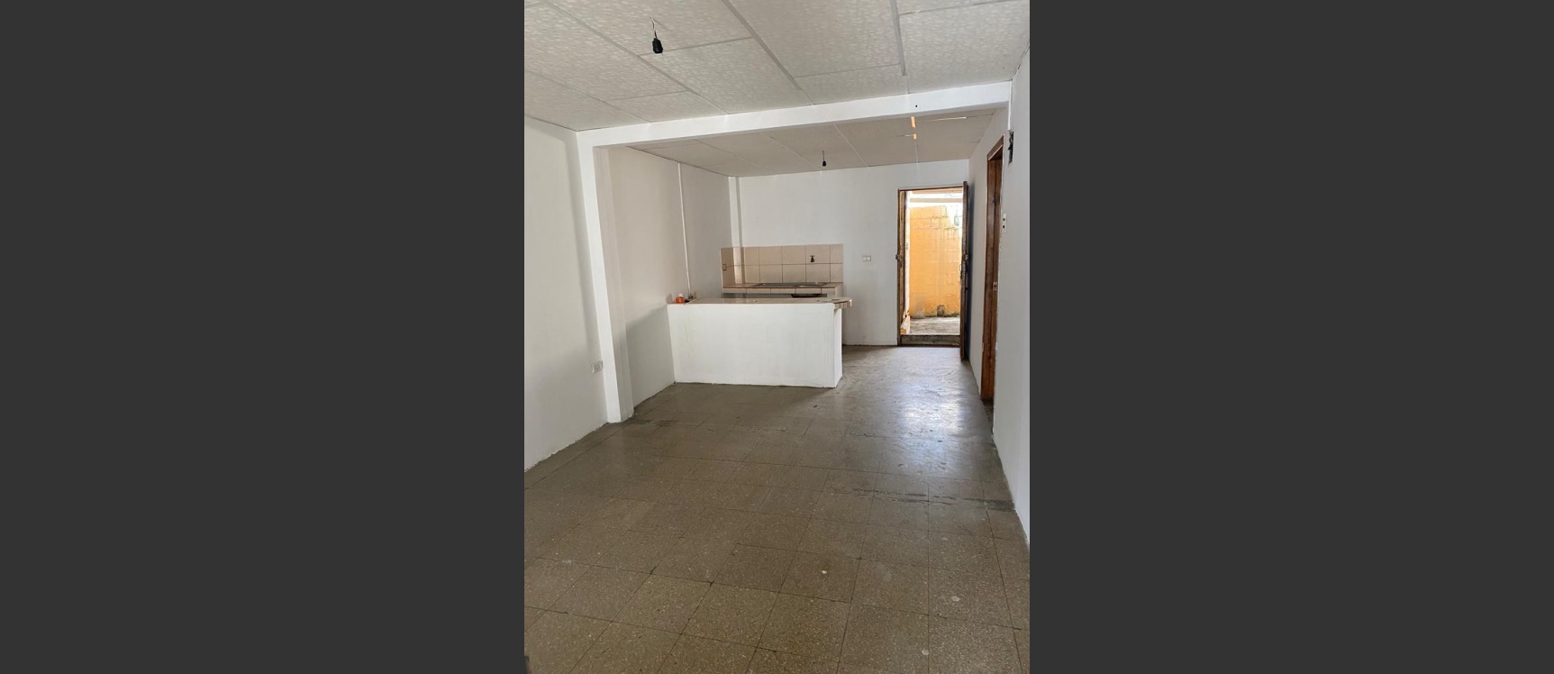 Casa bodega en venta ubicado en la Alborada, 9na Etapa GeoBienes - Casa bodega en venta ubicado en la Alborada, 9na Etapa - Plusvalia Guayaquil Casas de venta y alquiler Inmobiliaria Ecuador