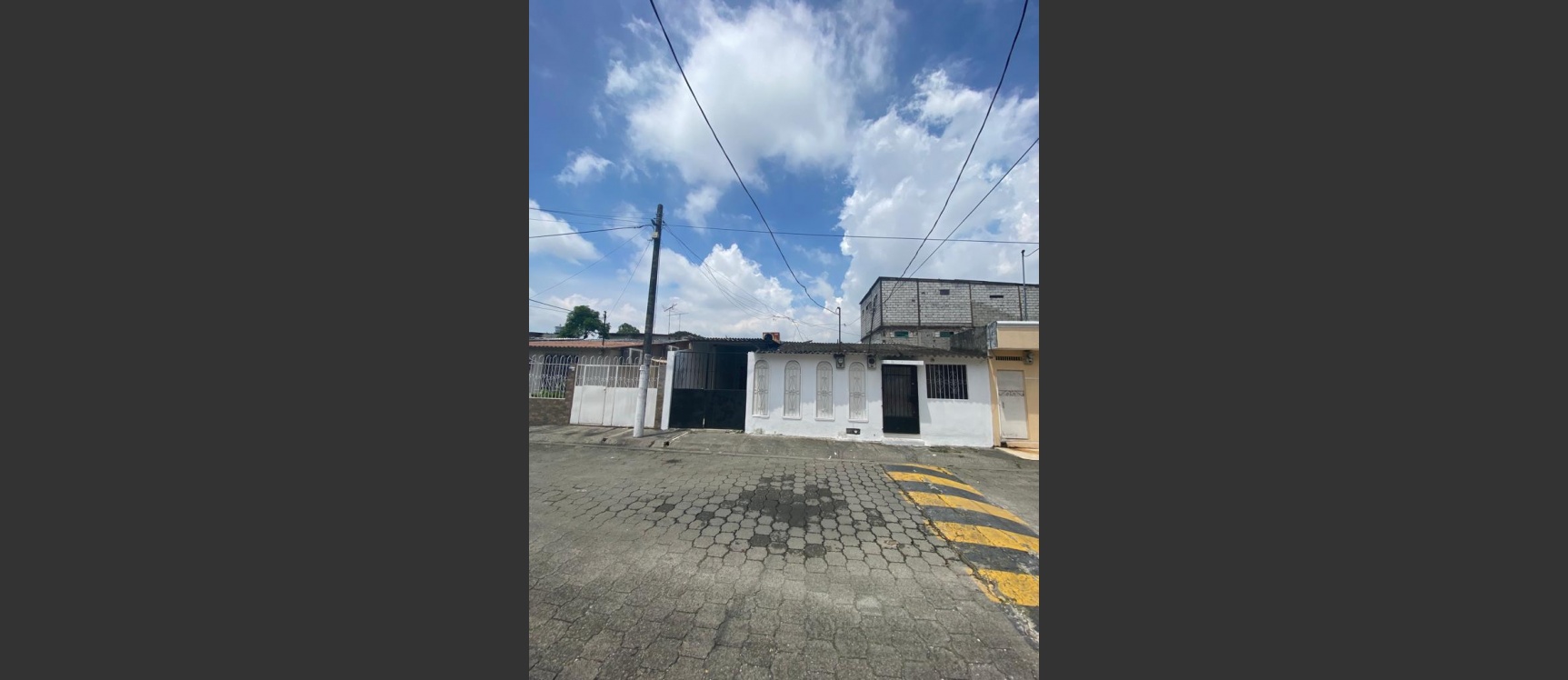 Casa bodega en venta ubicado en la Alborada, 9na Etapa GeoBienes - Casa bodega en venta ubicado en la Alborada, 9na Etapa - Plusvalia Guayaquil Casas de venta y alquiler Inmobiliaria Ecuador
