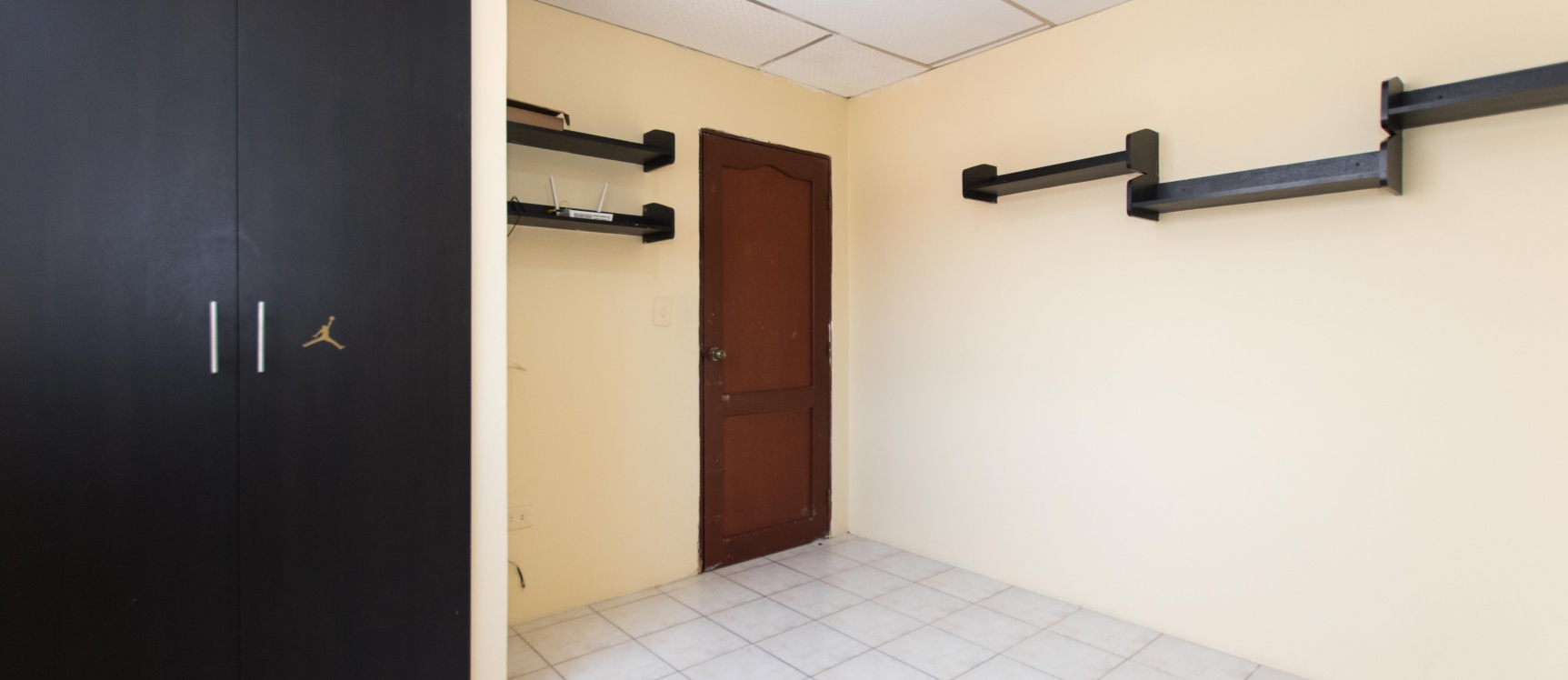 Casa de 2 pisos en alquiler ubicada en la Urbanización La Joya GeoBienes - Casa de 2 pisos en alquiler ubicada en la Urbanización La Joya - Plusvalia Guayaquil Casas de venta y alquiler Inmobiliaria Ecuador