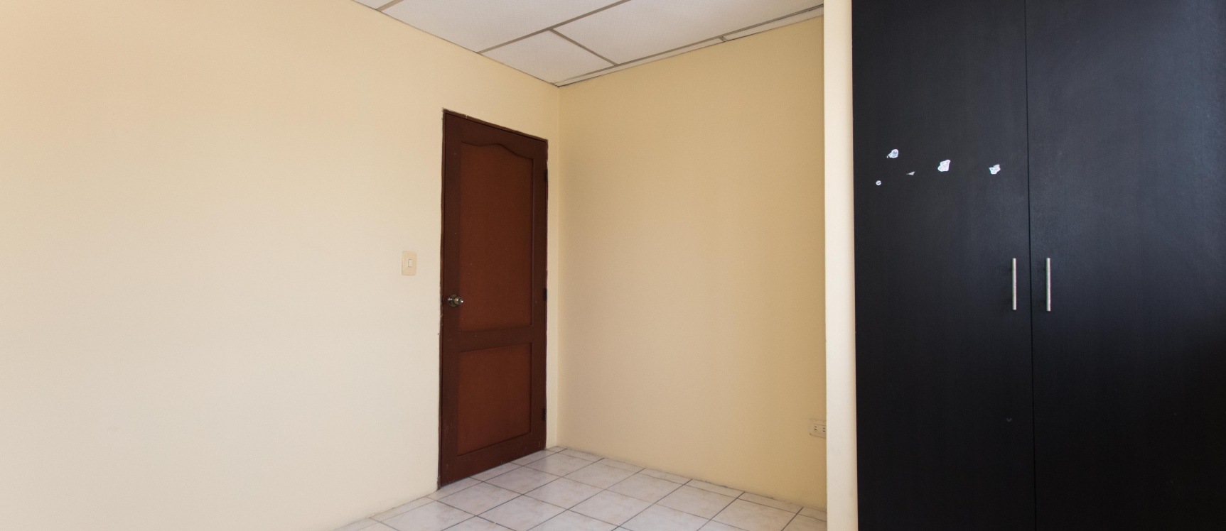 Casa de 2 pisos en alquiler ubicada en la Urbanización La Joya GeoBienes - Casa de 2 pisos en alquiler ubicada en la Urbanización La Joya - Plusvalia Guayaquil Casas de venta y alquiler Inmobiliaria Ecuador