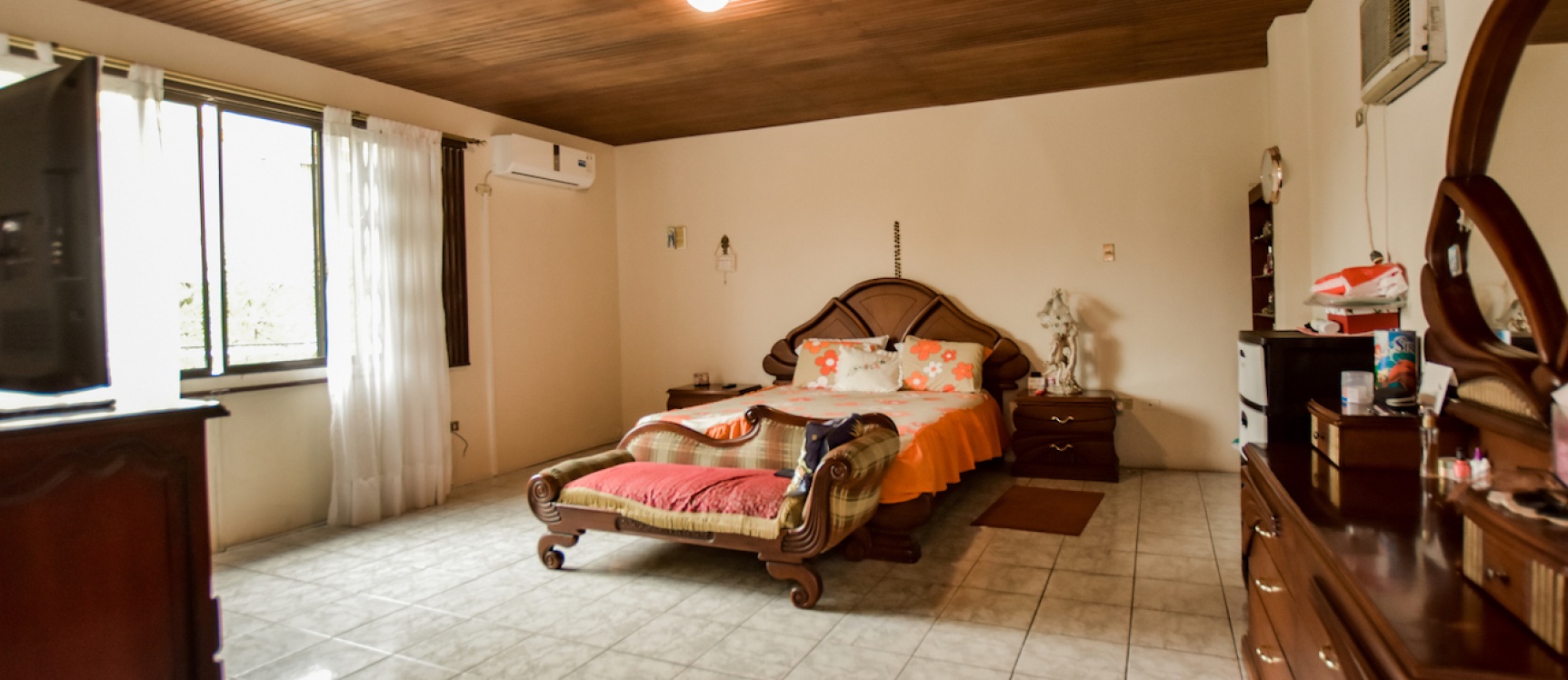 Casa de 2 plantas en venta ubicada en la Alborada GeoBienes - Casa de 2 plantas en venta ubicada en la Alborada - Plusvalia Guayaquil Casas de venta y alquiler Inmobiliaria Ecuador