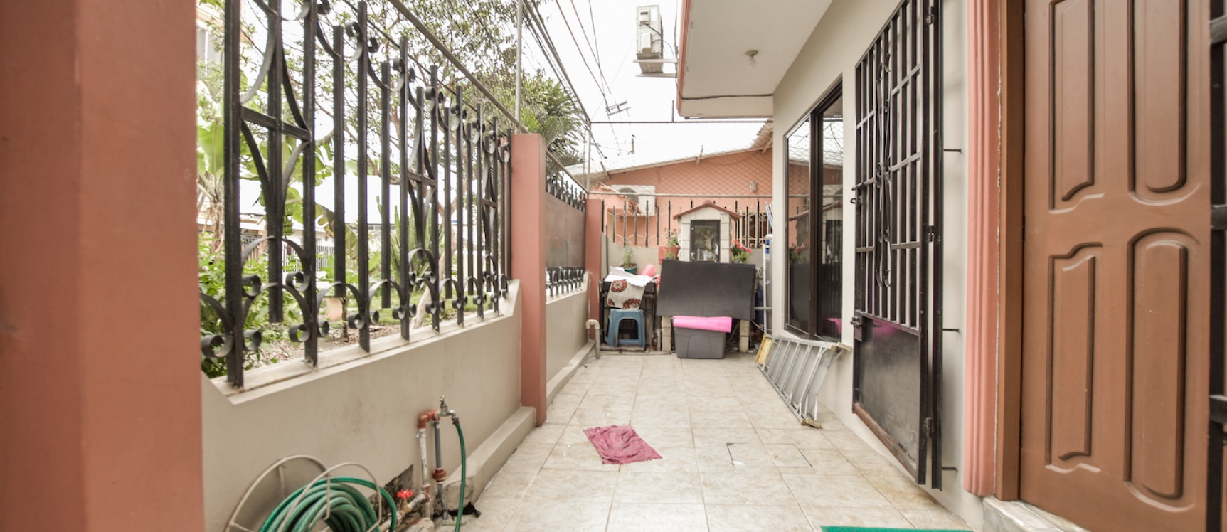 GeoBienes - Casa de 2 plantas en venta ubicada en la Alborada - Plusvalia Guayaquil Casas de venta y alquiler Inmobiliaria Ecuador