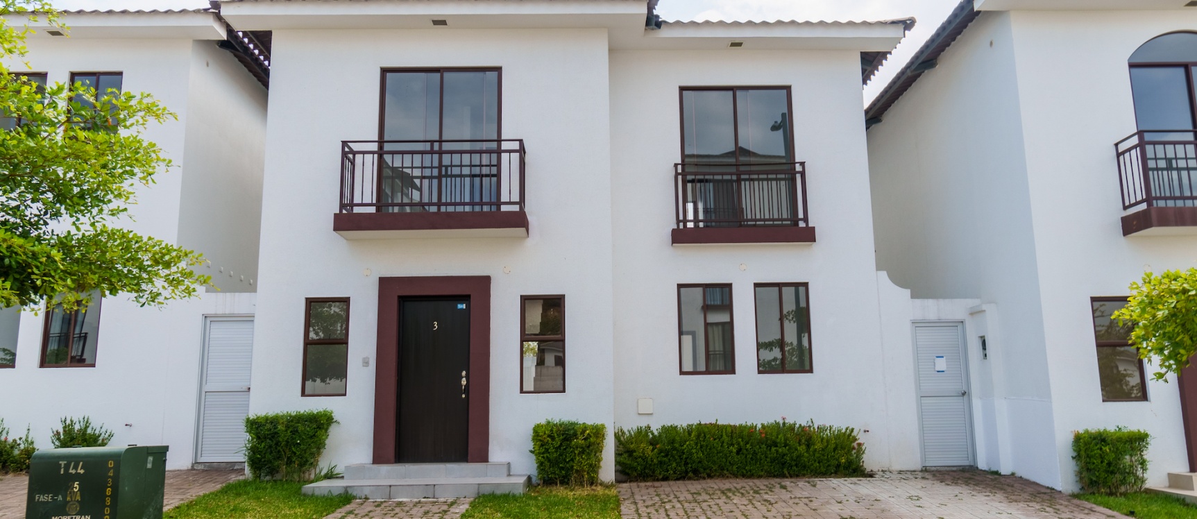 GeoBienes - Casa de 3 habitaciones en venta ubicada en la Urbanización Villas del Bosque - Plusvalia Guayaquil Casas de venta y alquiler Inmobiliaria Ecuador