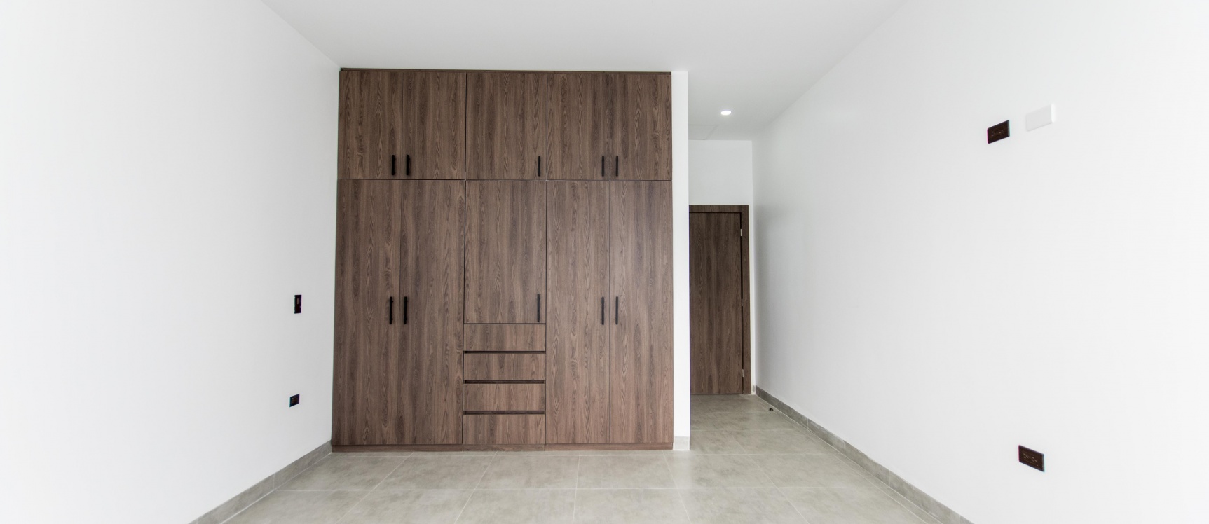 Casa de 4 habitaciones de estreno en venta ubicada en Portón del Río GeoBienes - Casa de 4 habitaciones de estreno en venta ubicada en Portón del Río - Plusvalia Guayaquil Casas de venta y alquiler Inmobiliaria Ecuador