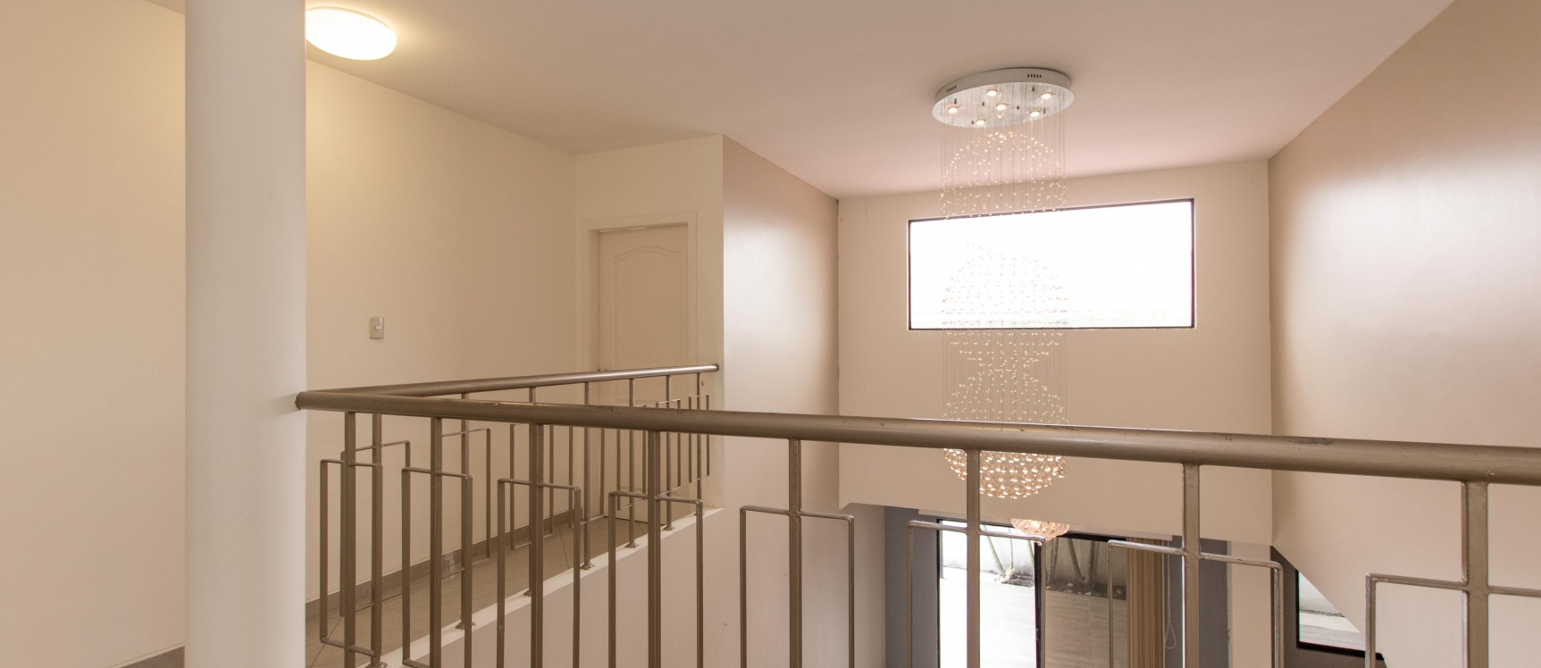 Casa de 4 habitaciones en venta urbanización Portal al Sol, vía a la Costa GeoBienes - Casa de 4 habitaciones en venta urbanización Portal al Sol, vía a la Costa - Plusvalia Guayaquil Casas de venta y alquiler Inmobiliaria Ecuador