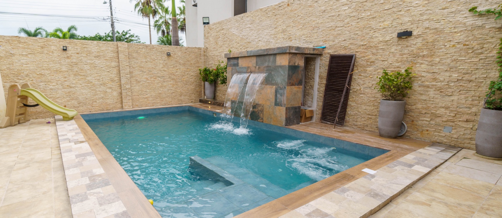 Casa de 5 cuartos en venta ubicado en Santa Maria de Casa Grande GeoBienes - Casa de 5 cuartos en venta ubicado en Santa Maria de Casa Grande - Plusvalia Guayaquil Casas de venta y alquiler Inmobiliaria Ecuador