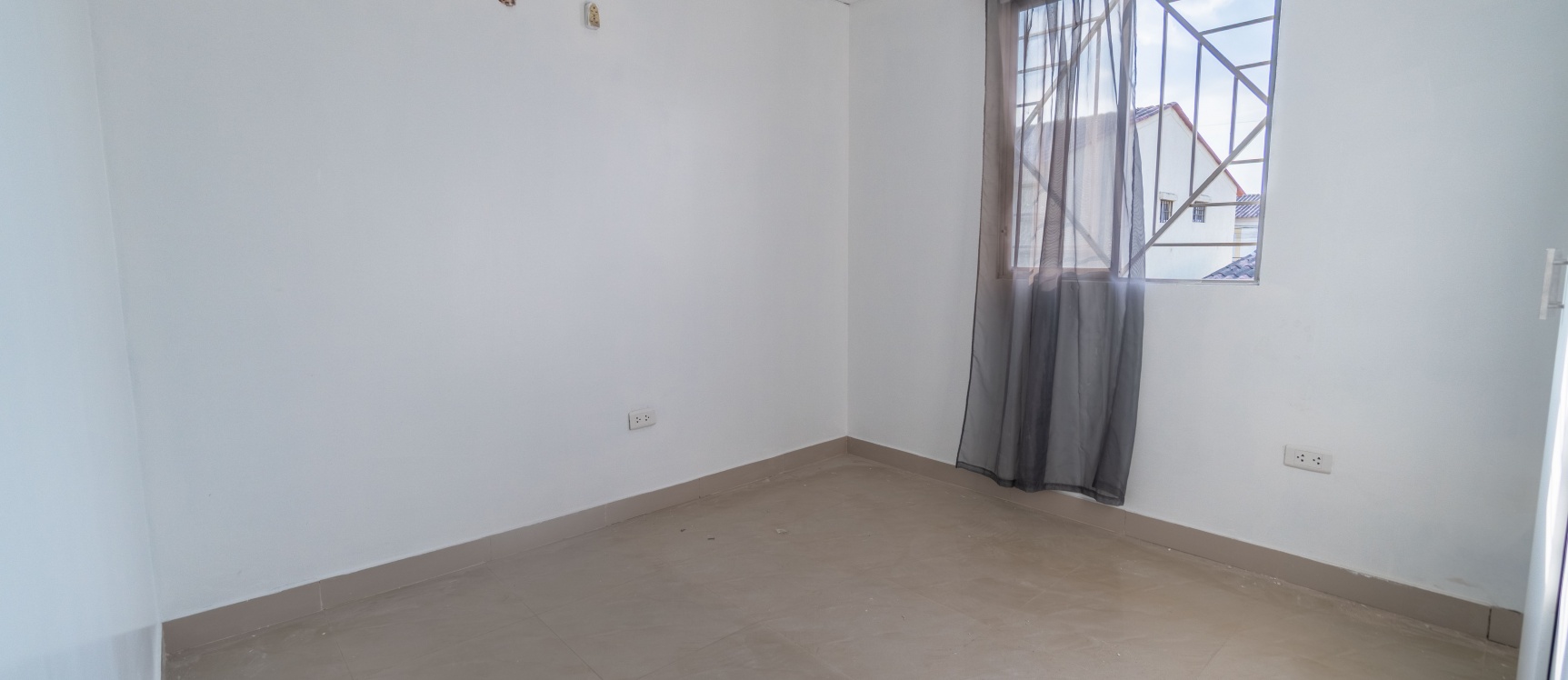 GeoBienes - Casa de dos plantas en alquiler en Metropolis II, Av. Narcisa de Jesús, Guayaquil - Plusvalia Guayaquil Casas de venta y alquiler Inmobiliaria Ecuador