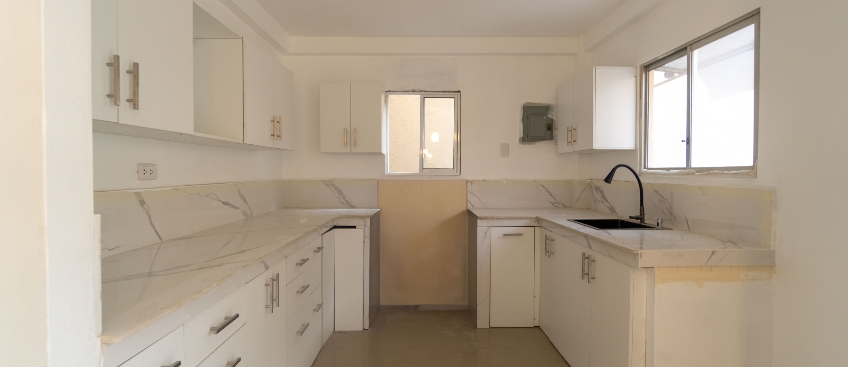 GeoBienes - Casa de dos plantas en alquiler en Metropolis II, Av. Narcisa de Jesús, Guayaquil - Plusvalia Guayaquil Casas de venta y alquiler Inmobiliaria Ecuador