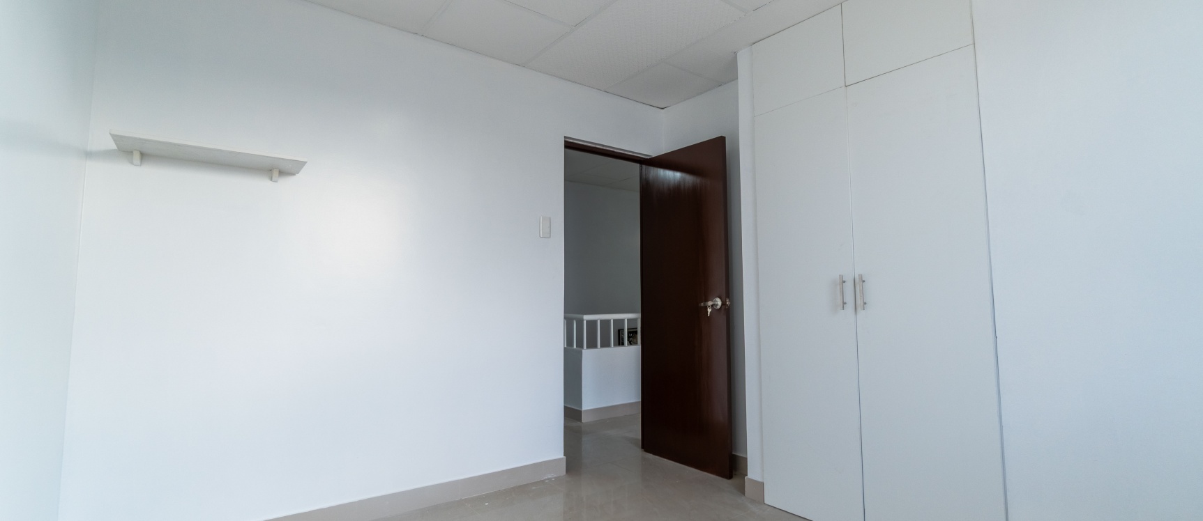 GeoBienes - Casa de dos plantas en alquiler en Metropolis II, Av. Narcisa de Jesús, Guayaquil - Plusvalia Guayaquil Casas de venta y alquiler Inmobiliaria Ecuador