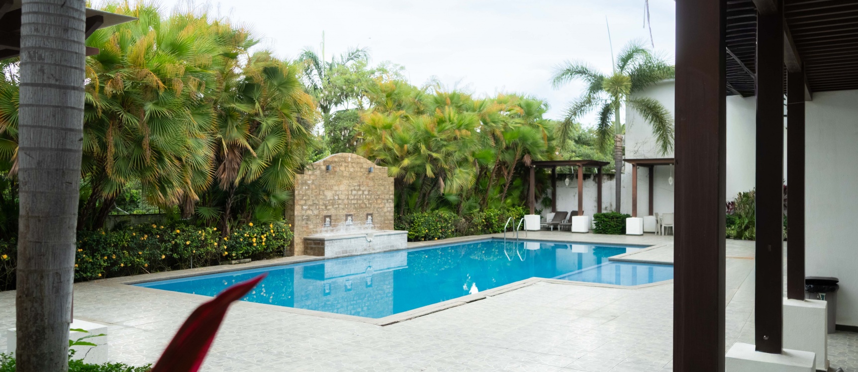 GeoBienes - Casa de dos plantas en venta en Urbanización Villas del Bosque, vía a la Costa - Plusvalia Guayaquil Casas de venta y alquiler Inmobiliaria Ecuador