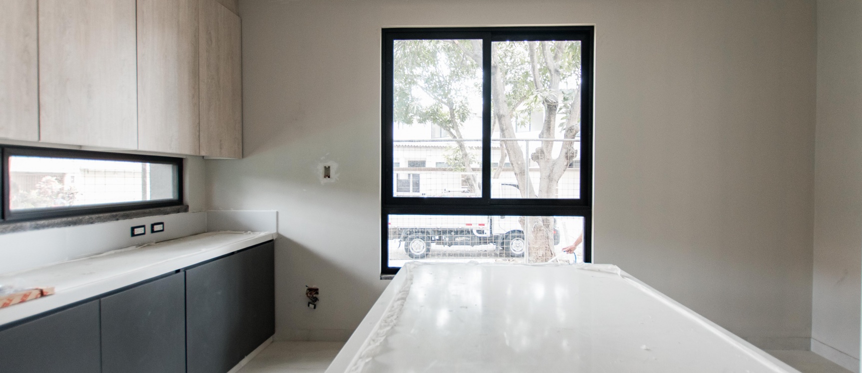 Casa de estreno de 4 habitaciones en venta, Puerto Azul, Vía a la Costa GeoBienes - Casa de estreno de 4 habitaciones en venta, Puerto Azul, Vía a la Costa - Plusvalia Guayaquil Casas de venta y alquiler Inmobiliaria Ecuador