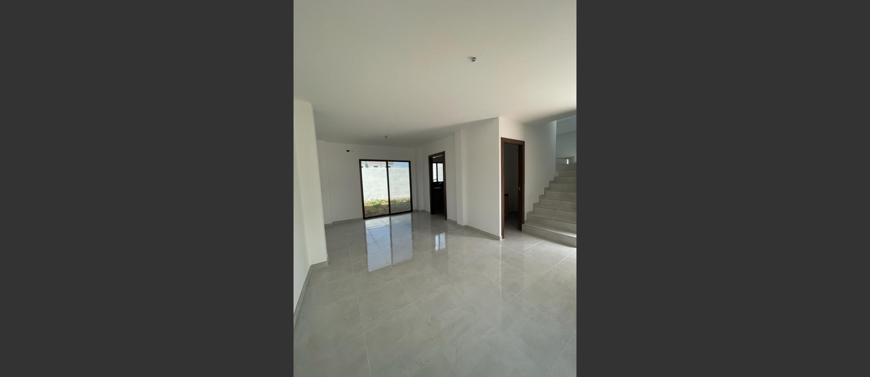 Casa de estreno en venta ubicado en Urbanización Costalmar II, Vía a la Costa GeoBienes - Casa de estreno en venta ubicado en Urbanización Costalmar II, Vía a la Costa - Plusvalia Guayaquil Casas de venta y alquiler Inmobiliaria Ecuador