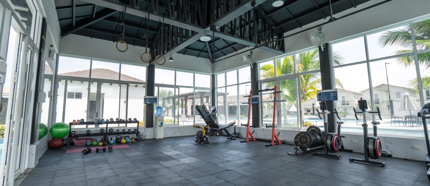 GeoBienes - Casa de oportunidad en venta, Casa Laguna, etapa Brisas - Plusvalia Guayaquil Casas de venta y alquiler Inmobiliaria Ecuador