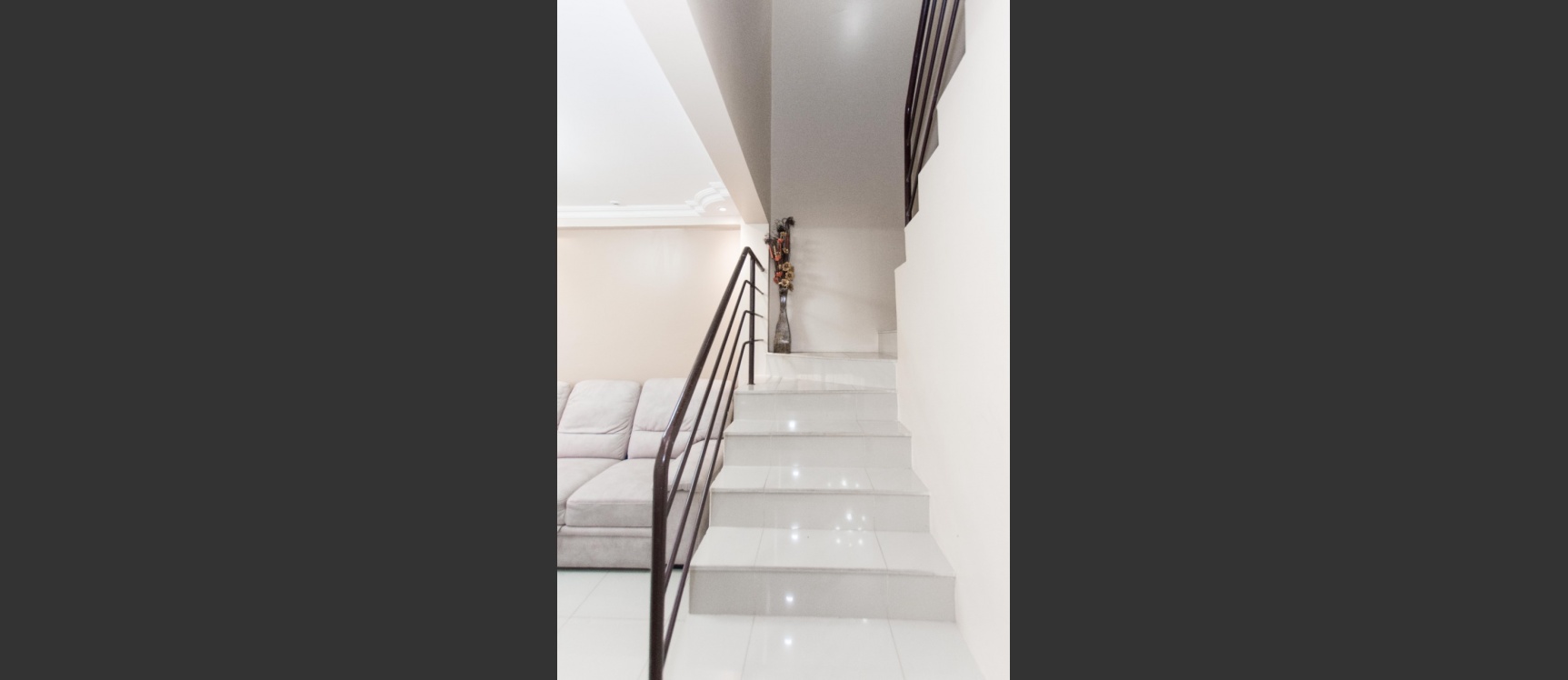 Casa de tres dormitorios en venta ubicada en la Urbanización La Joya GeoBienes - Casa de tres dormitorios en venta ubicada en la Urbanización La Joya - Plusvalia Guayaquil Casas de venta y alquiler Inmobiliaria Ecuador