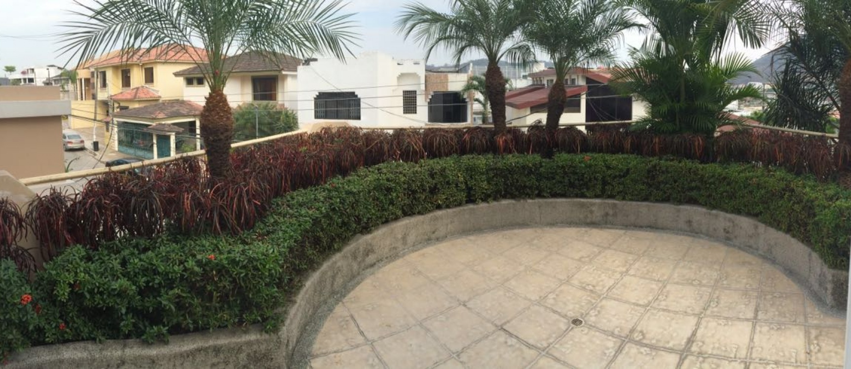 Casa de Venta en Cumbre / Ceibos. GeoBienes - Casa en Venta en Cumbre / Ceibos Guayaquil - Plusvalia Guayaquil Casas de venta y alquiler Inmobiliaria Ecuador
