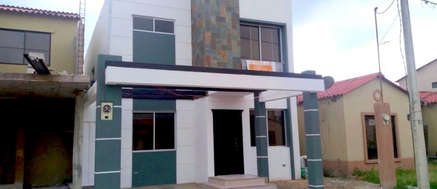 Casa de Venta en Villaclub, Samborondón. Con acabados de lujo GeoBienes - Casa de Venta en Villaclub, Samborondón. Con acabados de lujo y nueva tecnología en construcción - Plusvalia Guayaquil Casas de venta y alquiler Inmobiliaria Ecuador