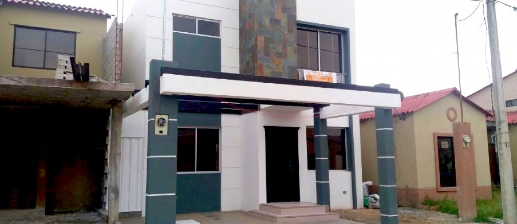 GeoBienes - Casa de Venta en Villaclub, Samborondón. Con acabados de lujo y nueva tecnología en construcción - Plusvalia Guayaquil Casas de venta y alquiler Inmobiliaria Ecuador