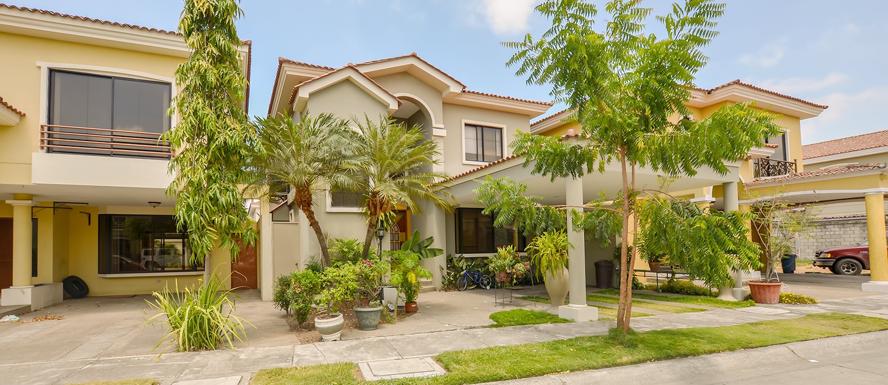 Casa en venta en Camino del Río vía a Samborondón GeoBienes - Casa en venta en Camino del Río vía a Samborondón - Plusvalia Guayaquil Casas de venta y alquiler Inmobiliaria Ecuador