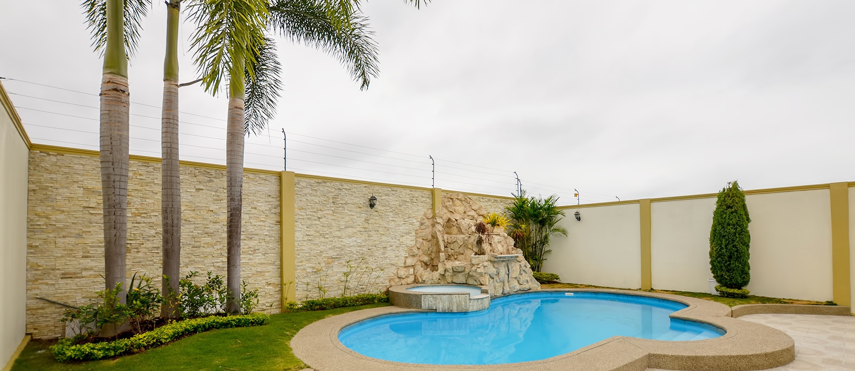GeoBienes - Casa en alquiler en Portal al Sol Vía a la Costa Guayaquil - Plusvalia Guayaquil Casas de venta y alquiler Inmobiliaria Ecuador