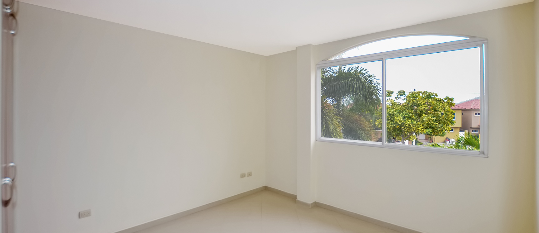 GeoBienes - Casa en alquiler en Portal al Sol Vía a la Costa Guayaquil - Plusvalia Guayaquil Casas de venta y alquiler Inmobiliaria Ecuador