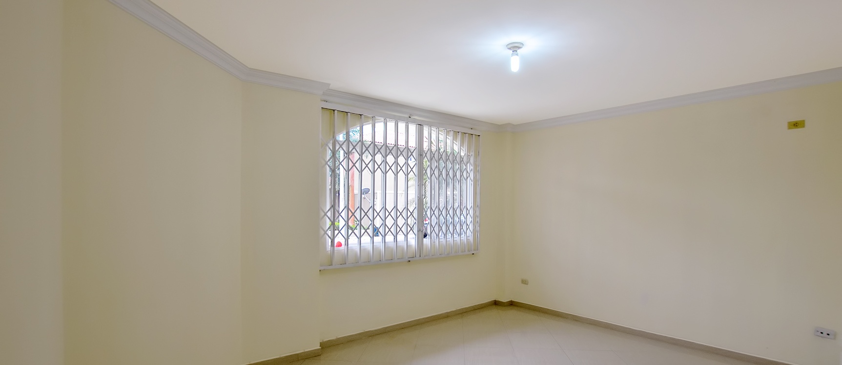 GeoBienes - Casa en alquiler en Portal al Sol Vía a la Costa Guayaquil - Plusvalia Guayaquil Casas de venta y alquiler Inmobiliaria Ecuador