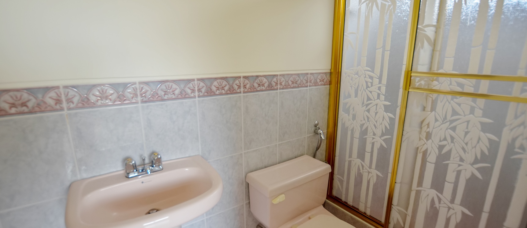 GeoBienes - Casa en alquiler en Portal al Sol Vía a la Costa Guayaquil - Plusvalia Guayaquil Casas de venta y alquiler Inmobiliaria Ecuador