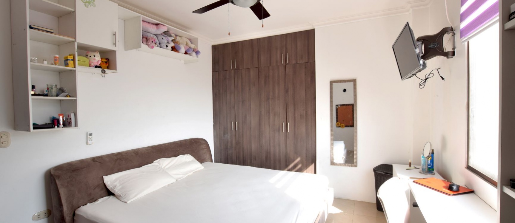 Casa en alquiler en Laguna del Sol, Vía Samborondón GeoBienes - Casa en alquiler en Laguna del Sol, Vía Samborondón - Plusvalia Guayaquil Casas de venta y alquiler Inmobiliaria Ecuador
