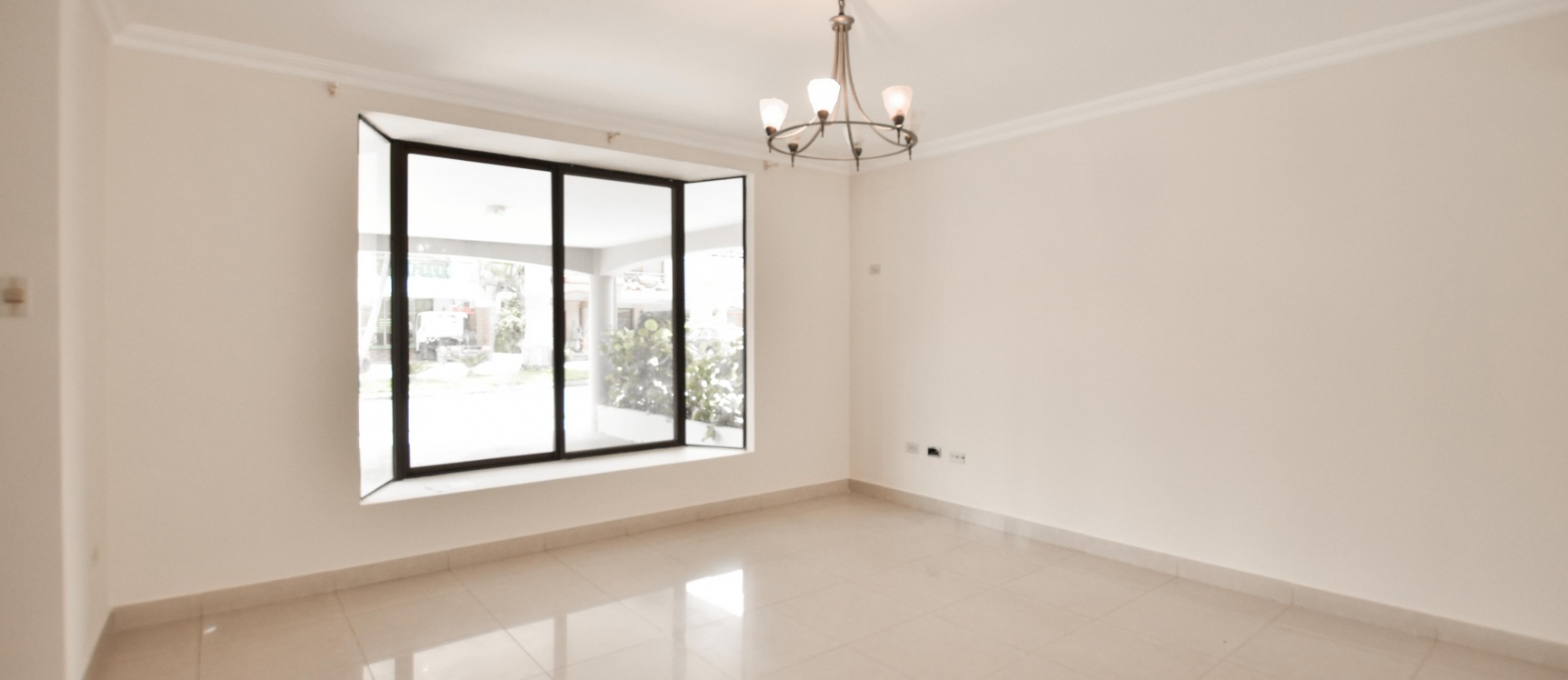 Casa en alquiler en Urb. Camino del Río, Vía Samborondón km3 GeoBienes - Casa en alquiler en Urb. Camino del Río, Vía Samborondón km3 - Plusvalia Guayaquil Casas de venta y alquiler Inmobiliaria Ecuador