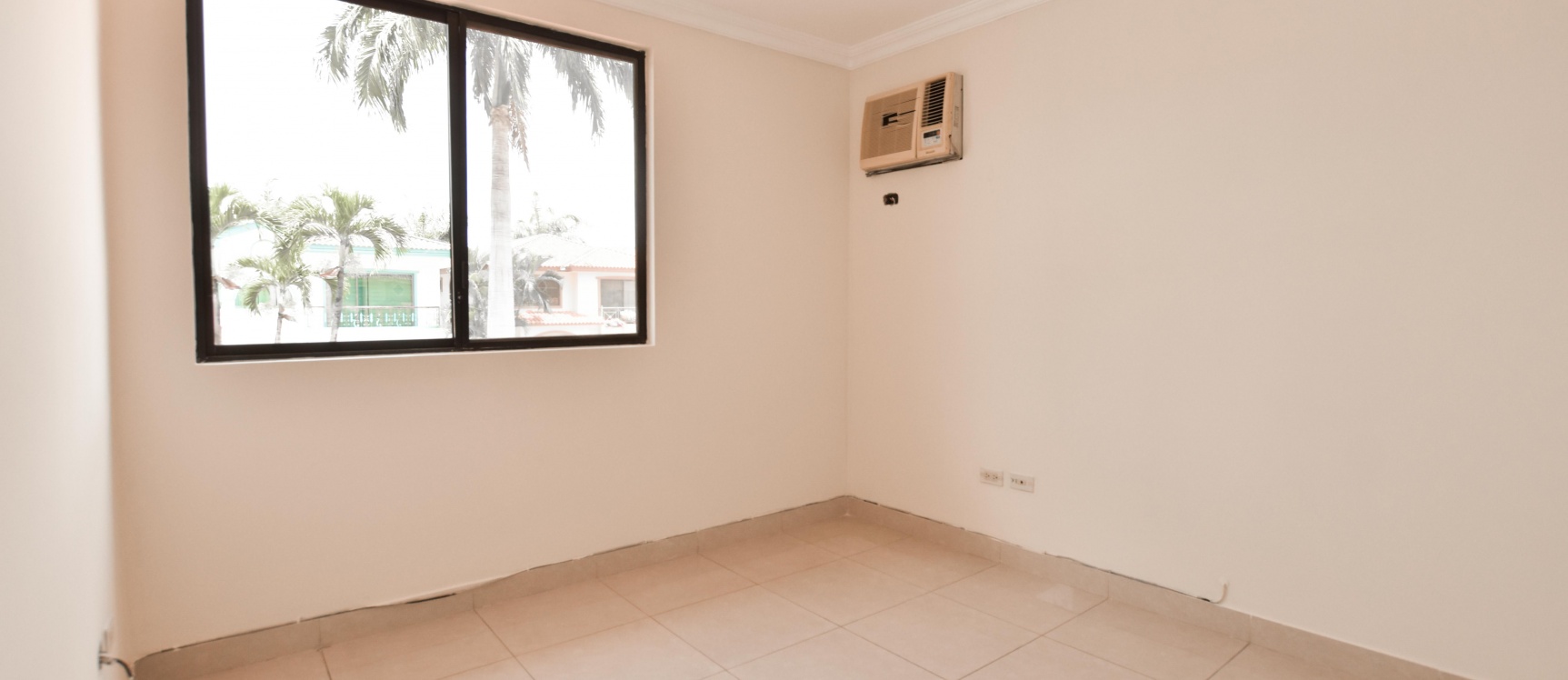 Casa en alquiler en Urb. Camino del Río, Vía Samborondón km3 GeoBienes - Casa en alquiler en Urb. Camino del Río, Vía Samborondón km3 - Plusvalia Guayaquil Casas de venta y alquiler Inmobiliaria Ecuador