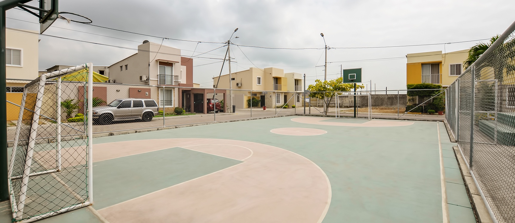 GeoBienes - Casa en alquiler en urbanización Arboletta sector Vía a Daule - Plusvalia Guayaquil Casas de venta y alquiler Inmobiliaria Ecuador