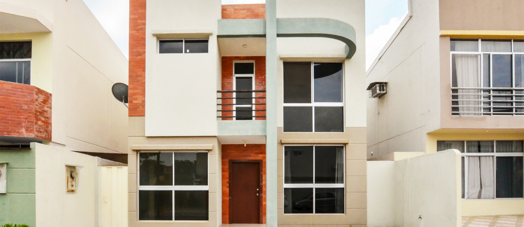 Casa en Alquiler en Urbanización Belo Horizonte sector Vía a la Costa GeoBienes - Casa en Alquiler en Urbanización Belo Horizonte sector Vía a la Costa - Plusvalia Guayaquil Casas de venta y alquiler Inmobiliaria Ecuador