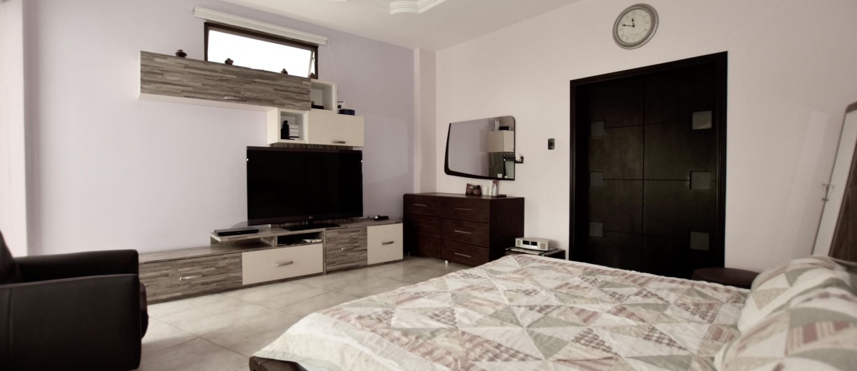 GeoBienes - Casa en alquiler en urbanización Laguna del Sol, Samborondón - Plusvalia Guayaquil Casas de venta y alquiler Inmobiliaria Ecuador