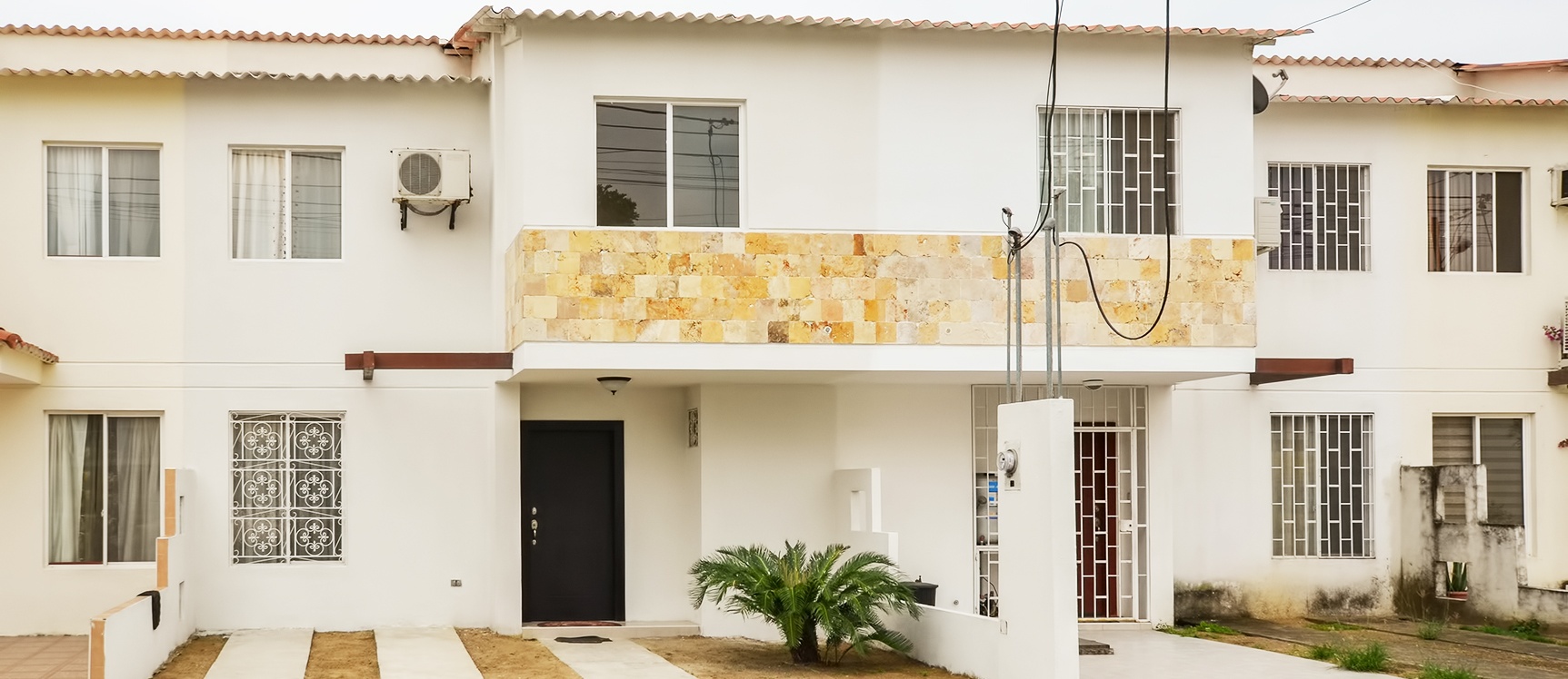 Casa en alquiler en Urbanización Málaga II sector Vía Salitre GeoBienes - Casa en alquiler en Urbanización Málaga II sector Vía Salitre - Plusvalia Guayaquil Casas de venta y alquiler Inmobiliaria Ecuador