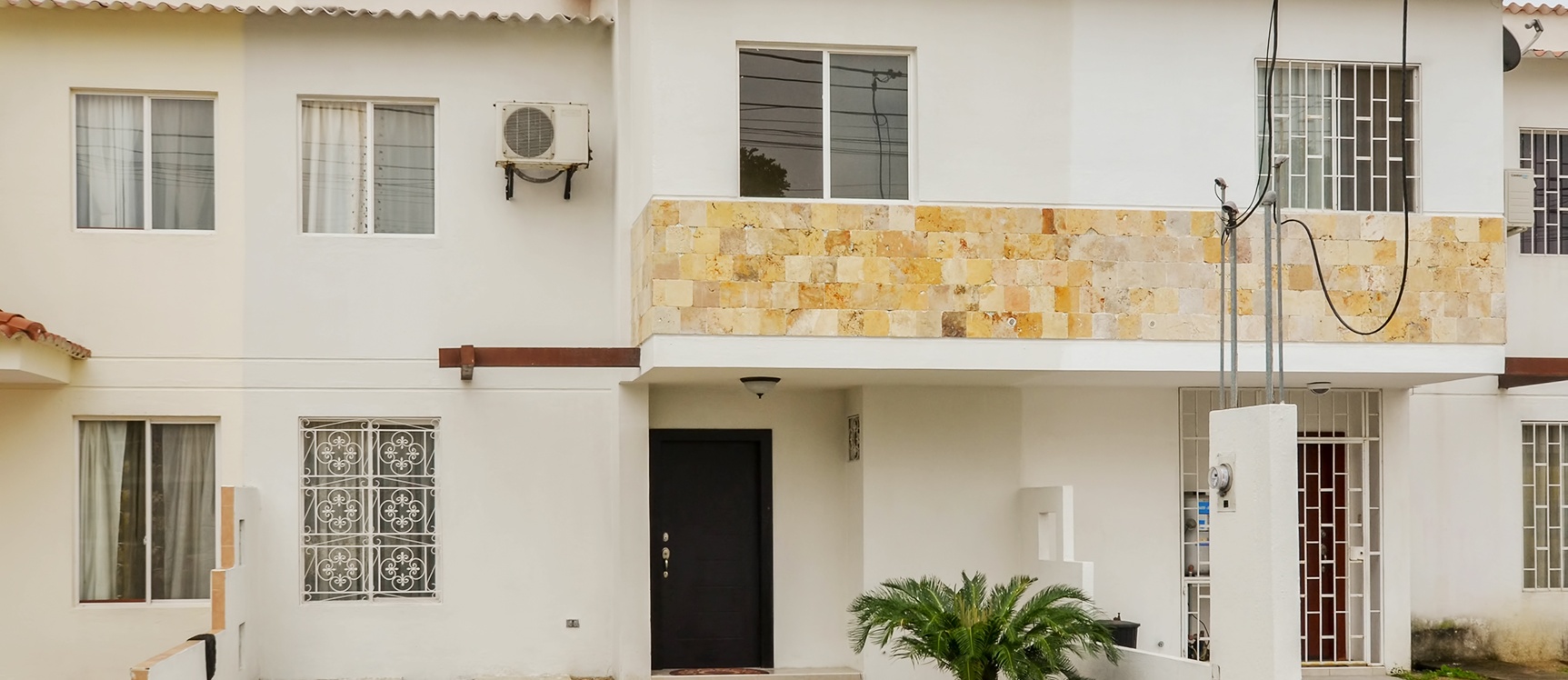 Casa en alquiler en Urbanización Málaga II sector Vía Salitre GeoBienes - Casa en alquiler en Urbanización Málaga II sector Vía Salitre - Plusvalia Guayaquil Casas de venta y alquiler Inmobiliaria Ecuador
