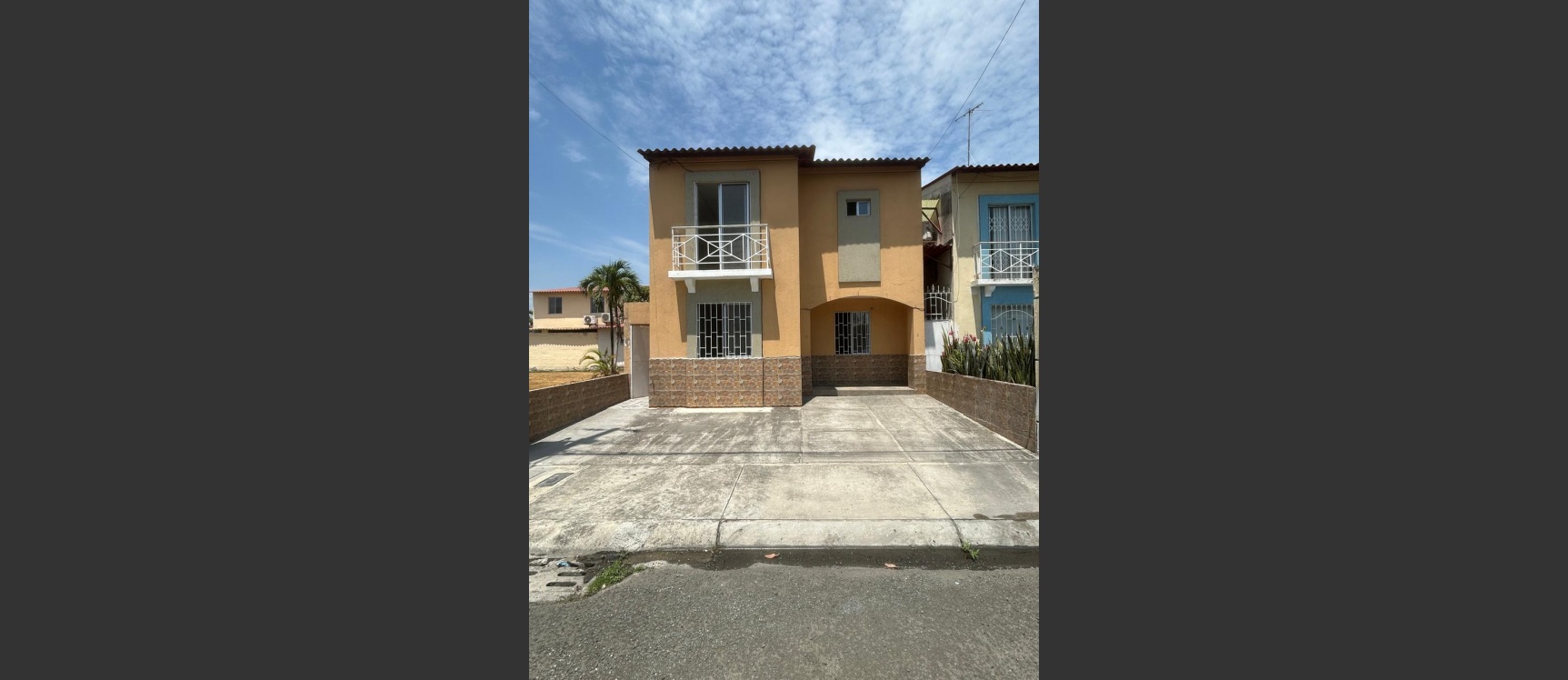 GeoBienes - Casa en alquiler en urbanización Metropolis, Etapa C, Guayaquil - Plusvalia Guayaquil Casas de venta y alquiler Inmobiliaria Ecuador