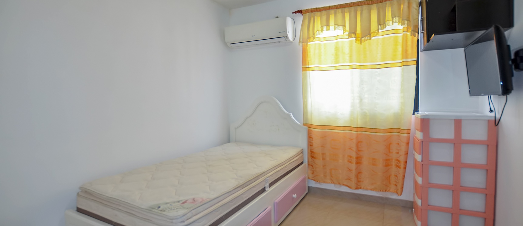 Casa en alquiler en Urbanización Napoli sector Vía a Samborondón GeoBienes - Casa en alquiler en Urbanización Napoli sector Vía a Samborondón - Plusvalia Guayaquil Casas de venta y alquiler Inmobiliaria Ecuador