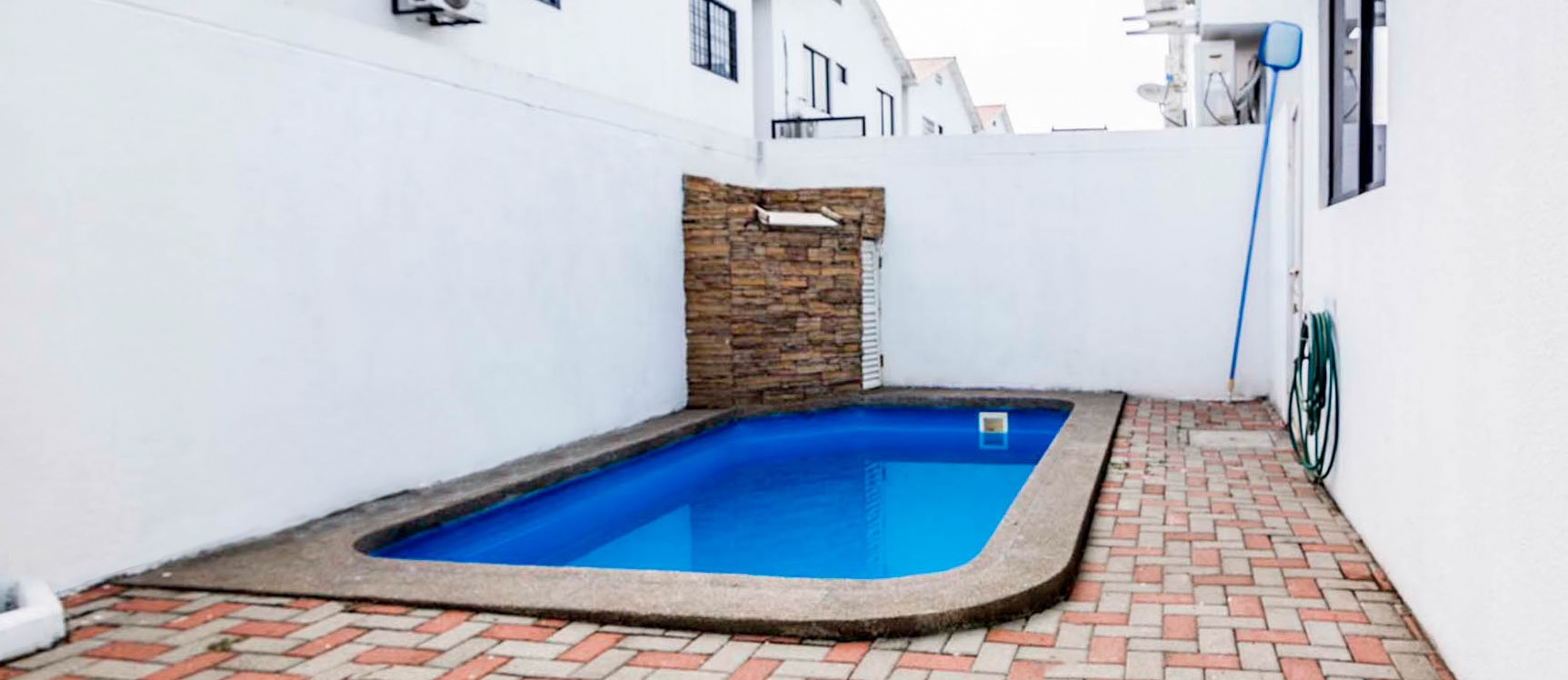 Casa en alquiler en Urbanización Napoli vía a Samborondón GeoBienes - Casa en alquiler en Urbanización Napoli vía a Samborondón - Plusvalia Guayaquil Casas de venta y alquiler Inmobiliaria Ecuador