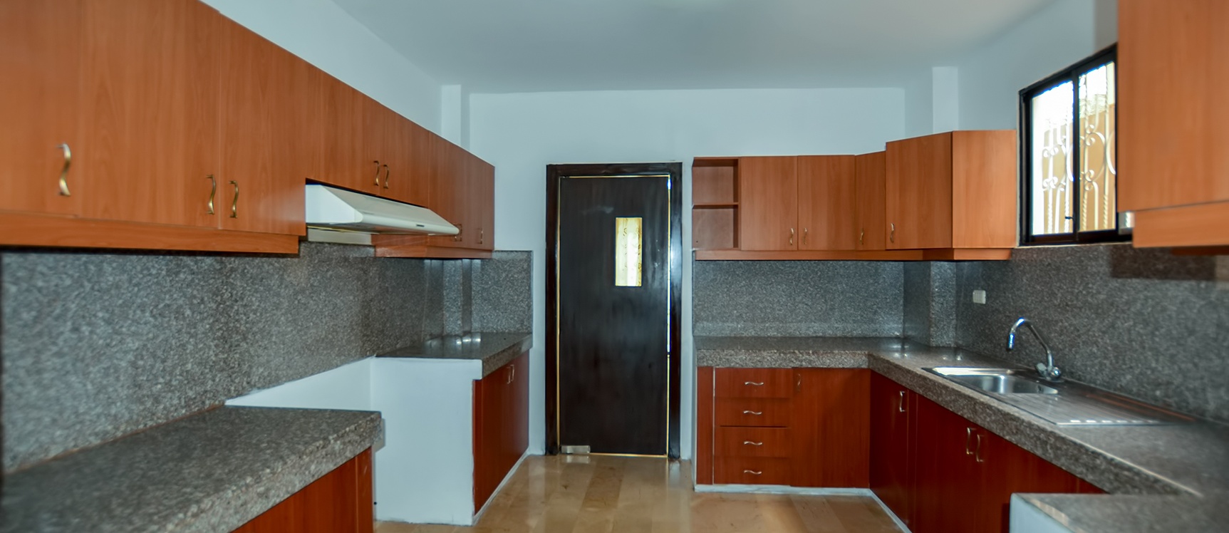 Casa en alquiler en urbanización Portal al Sol sector Vía a la Costa GeoBienes - Casa en alquiler en urbanización Portal al Sol sector Vía a la Costa - Plusvalia Guayaquil Casas de venta y alquiler Inmobiliaria Ecuador