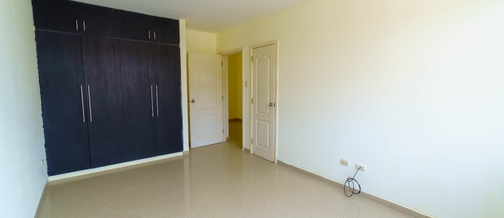 Casa en alquiler en Urbanización Portal al Sol, Vía a la Costa GeoBienes - Casa en alquiler en Urbanización Portal al Sol, Vía a la Costa - Plusvalia Guayaquil Casas de venta y alquiler Inmobiliaria Ecuador