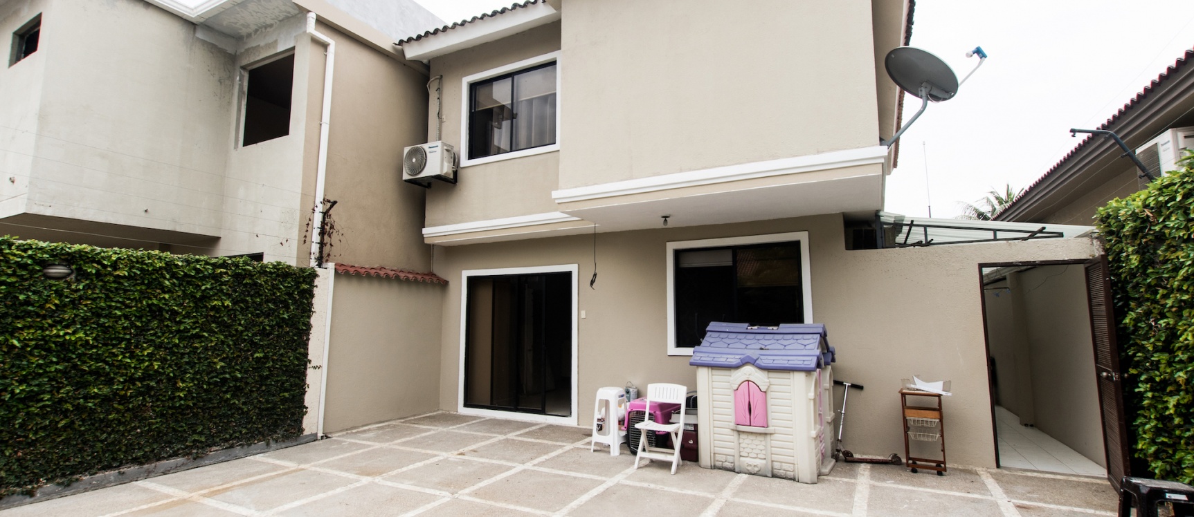Casa en alquiler en Urbanización Portofino, Vía a la Costa GeoBienes - Casa en alquiler en Urbanización Portofino, Vía a la Costa - Plusvalia Guayaquil Casas de venta y alquiler Inmobiliaria Ecuador
