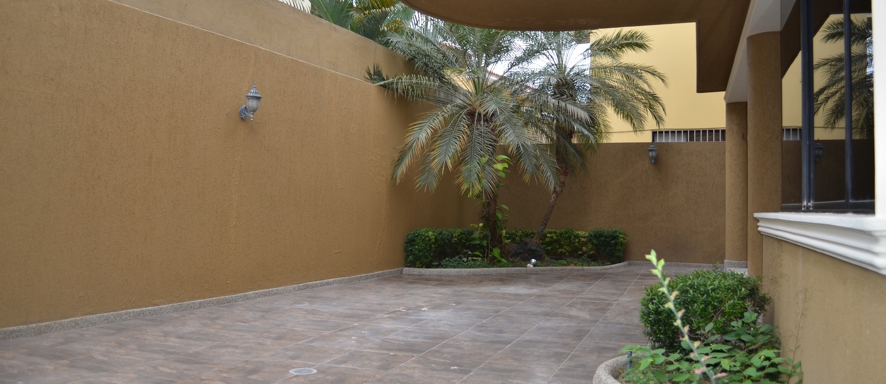 Casa en alquiler en urbanización Puerto Azul Via a la costa GeoBienes - Casa en alquiler en urbanización Puerto Azul Via a la costa - Plusvalia Guayaquil Casas de venta y alquiler Inmobiliaria Ecuador