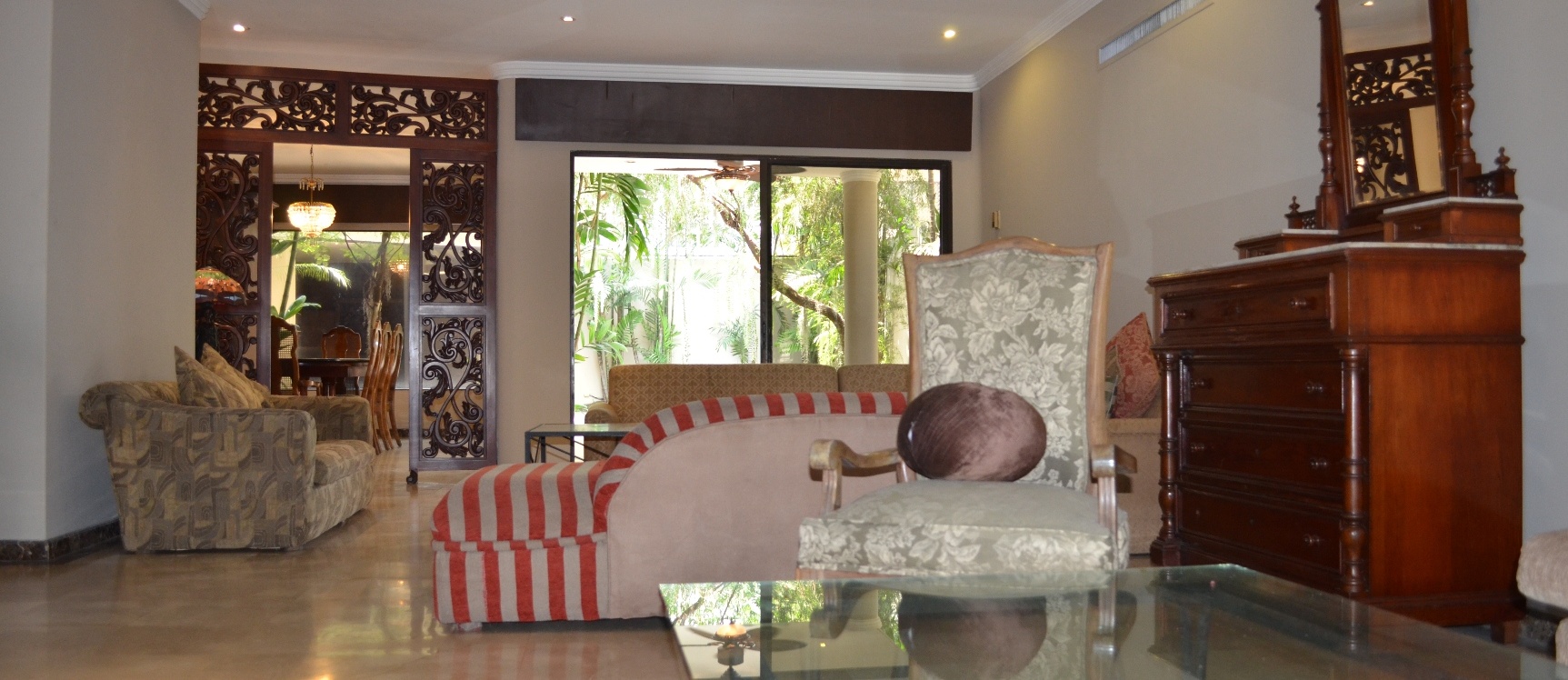 Casa en alquiler en urbanización Rio Grande - Samborondon GeoBienes - Casa en alquiler en urbanización Rio Grande - Samborondon - Plusvalia Guayaquil Casas de venta y alquiler Inmobiliaria Ecuador
