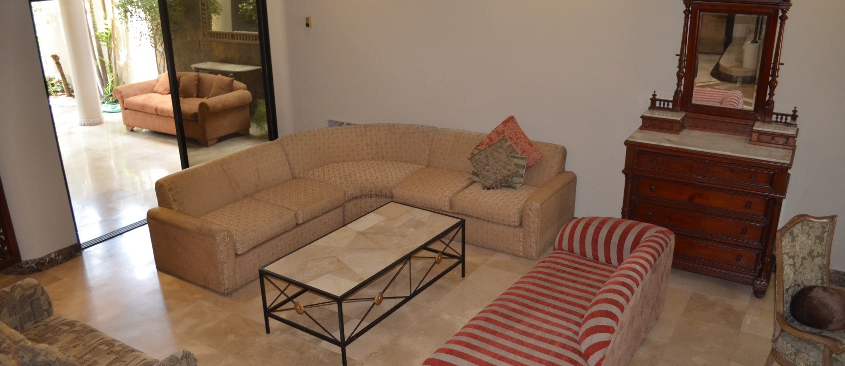 Casa en alquiler en urbanización Rio Grande - Samborondon GeoBienes - Casa en alquiler en urbanización Rio Grande - Samborondon - Plusvalia Guayaquil Casas de venta y alquiler Inmobiliaria Ecuador
