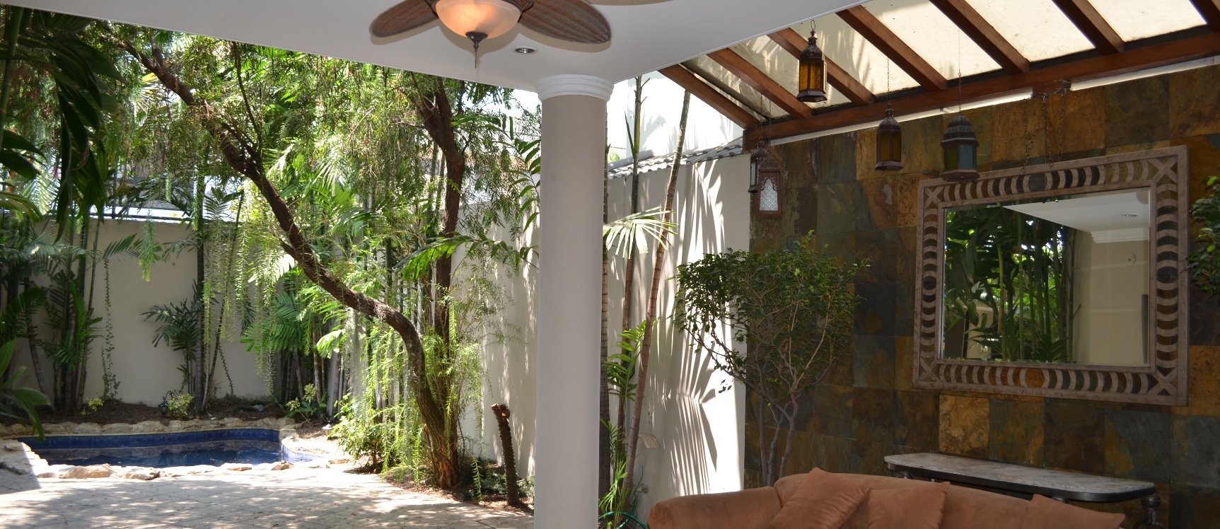 Casa en alquiler en urbanización Rio Grande - Samborondon GeoBienes - Casa en alquiler en urbanización Rio Grande - Samborondon - Plusvalia Guayaquil Casas de venta y alquiler Inmobiliaria Ecuador