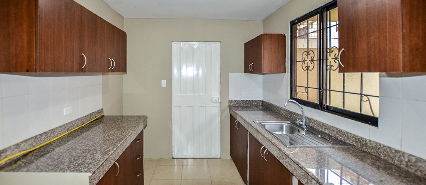 Casa en Alquiler en Urbanización San Antonio sector Vía Salitre GeoBienes - Casa en Alquiler en Urbanización San Antonio sector Vía Salitre - Plusvalia Guayaquil Casas de venta y alquiler Inmobiliaria Ecuador